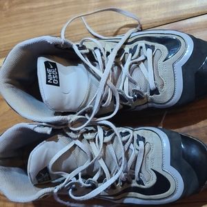 Nike Baseball Cleats Men Size 9.5